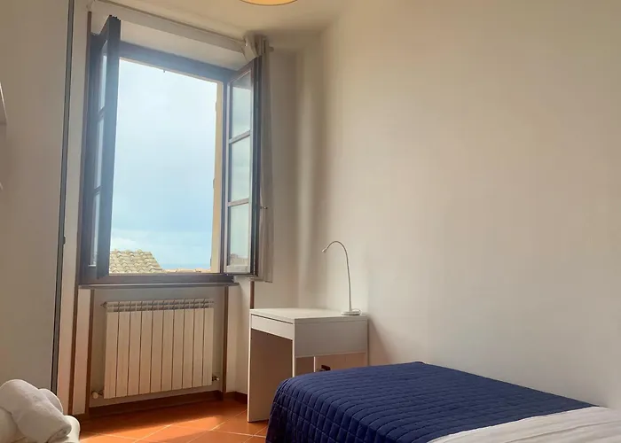 Magdalene Apt. סיינה