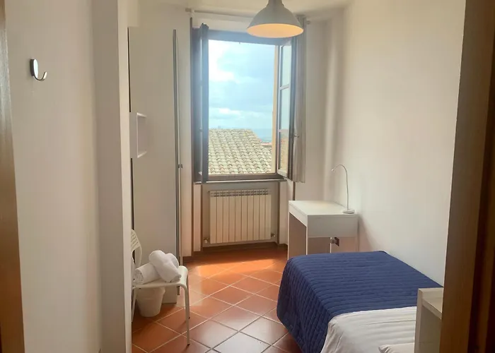 Magdalene Apt. סיינה